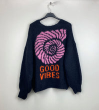 Charger l&#39;image dans la galerie, Damen Strickjacke Good Vibes
