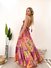 Lade das Bild in den Galerie-Viewer, Anisa Rückenfreies Boho Maxikleid
