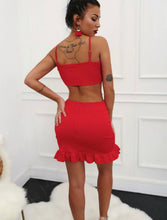 Lade das Bild in den Galerie-Viewer, Crop Top mit knoten und Rock Set
