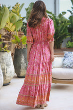 Lade das Bild in den Galerie-Viewer, Dreamcatcher Boho Maxikleid mit V-Ausschnitt
