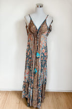 Load image into Gallery viewer, Anisa boho maxi dress
